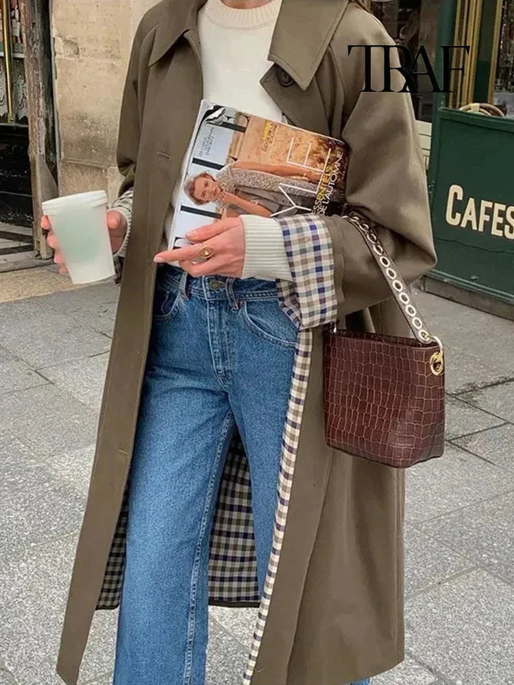 Long Parisian overcoat, classic silhouette