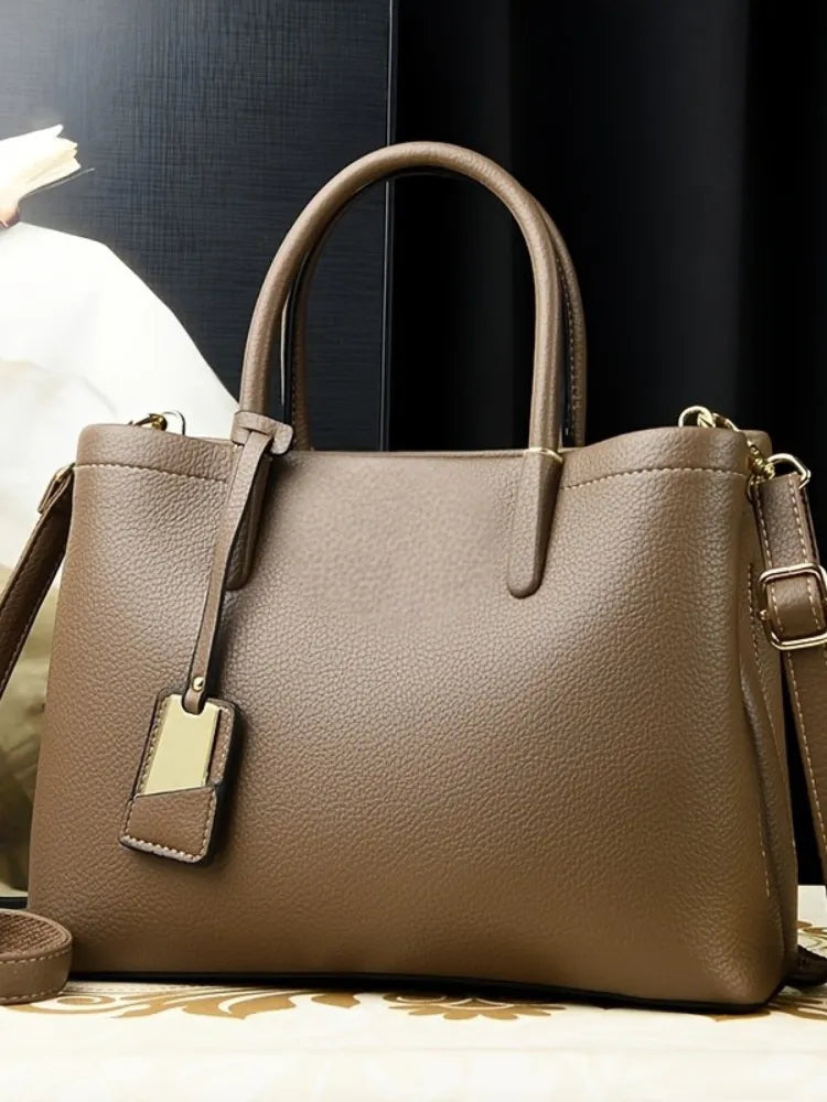 Structured Shoulder Bag – Adjustable Strap | NOVAÉLLE